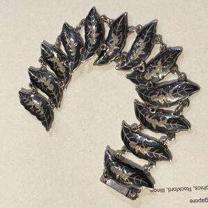 Vintage Siam Chunky 1" Wide Sterling silver Bracelet Thai